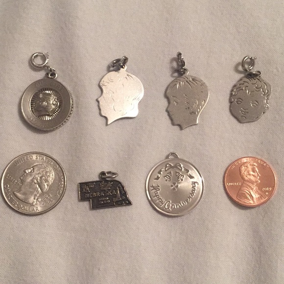 ♣️ An Assortment of Charms ♣️ - Picture 3 of 8